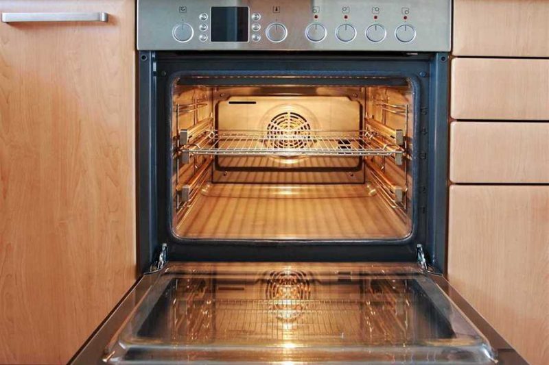 Pros and Cons of Using a Self-Cleaning Oven - SRB Appliance Repair